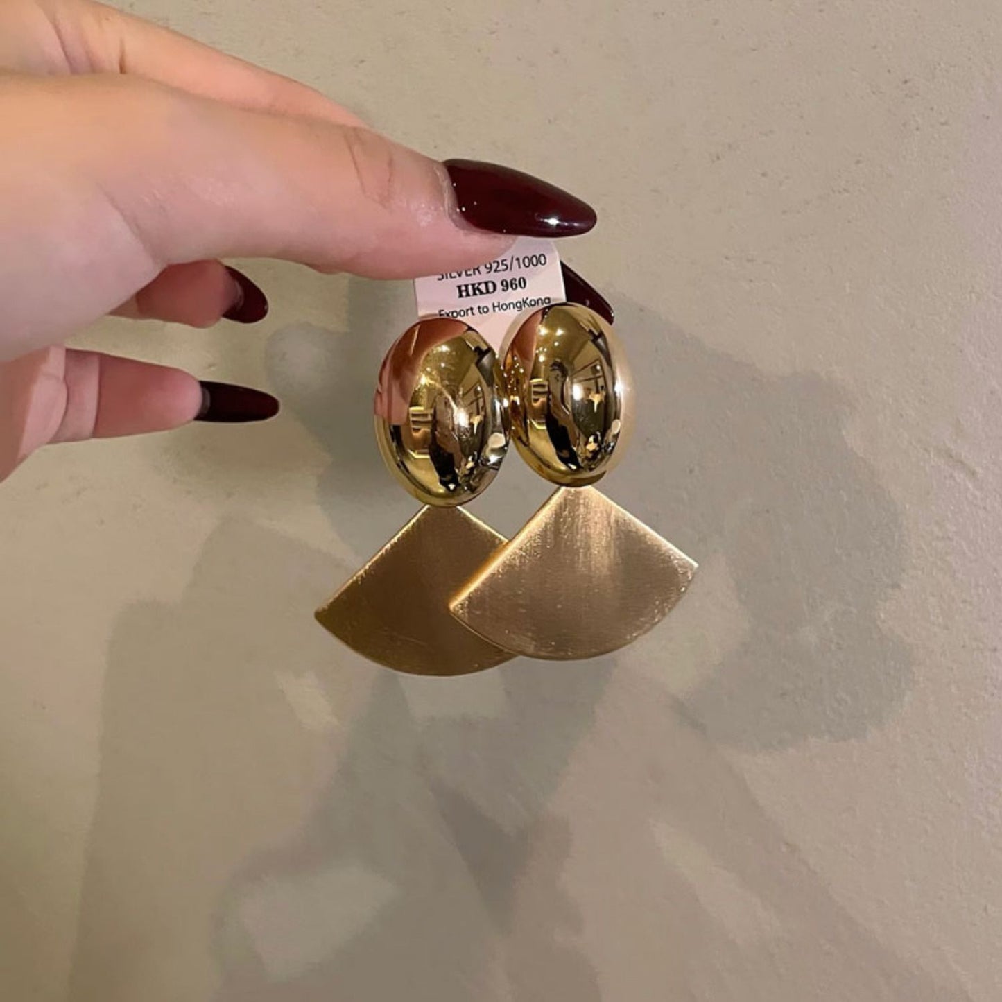 Bold Geometric Metal Earrings, Retro Matte Niche Luxury Jewelry – view 10