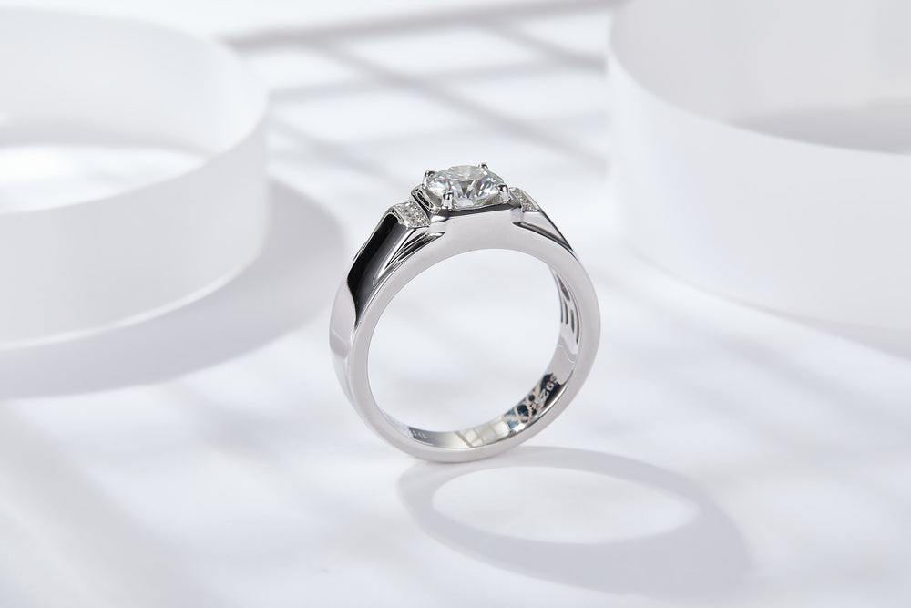 1 Carat Moissanite Men's Ring – S925 Silver, Platinum Plated – view 3