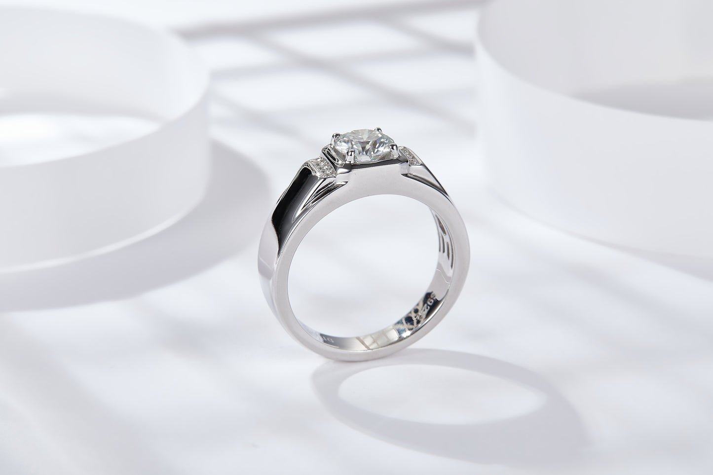1 Carat Moissanite Men's Ring – S925 Silver, Platinum Plated – view 3