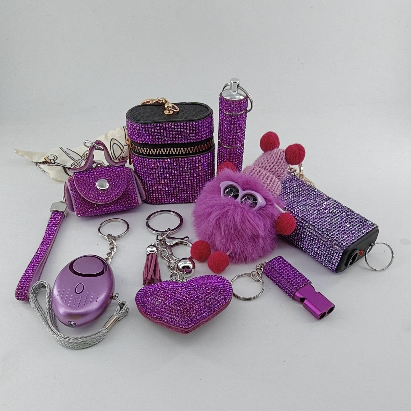 8-piece Heart-shaped Keychain Charm Set In Red Packaging – view 2
