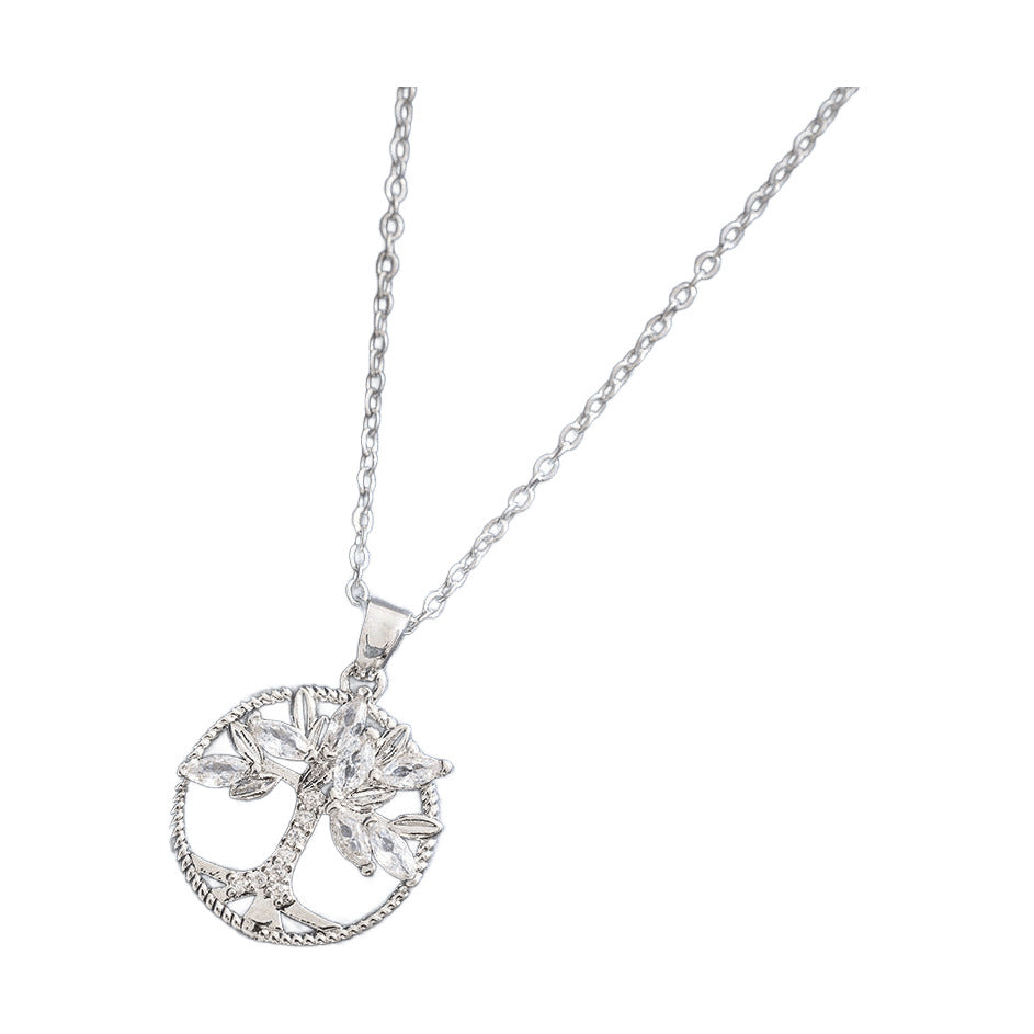 Europe And America Love Hollow Rose Necklace