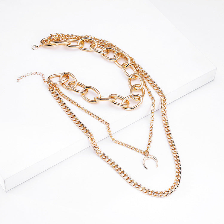 Gold-Tone Thick Chain Statement Necklace – Alloy