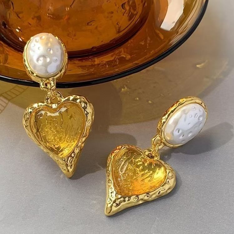 Vintage French Heart Drop Earrings – Imitation Pearl – view 7