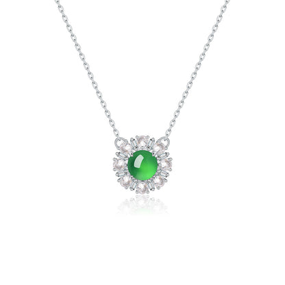 Green chrysoprase daisy pendant necklace with platinum-plated finish