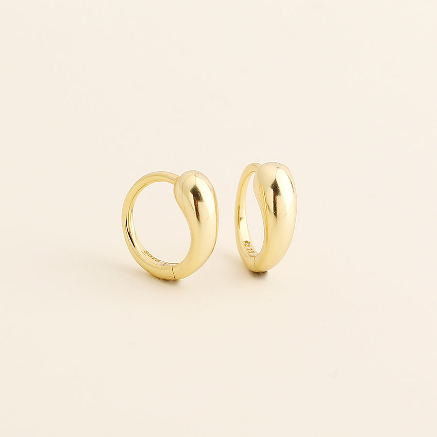 Elegant And Geometric Minimalist Earrings – view 7