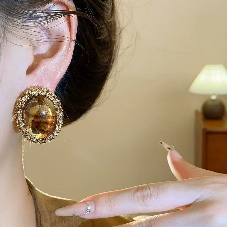 Golden Oval Marbled Resin Earrings – Retro Studs – view 4