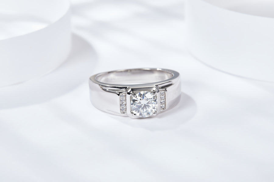 1 Carat Moissanite Men's Ring – S925 Silver, Platinum Plated – view 4