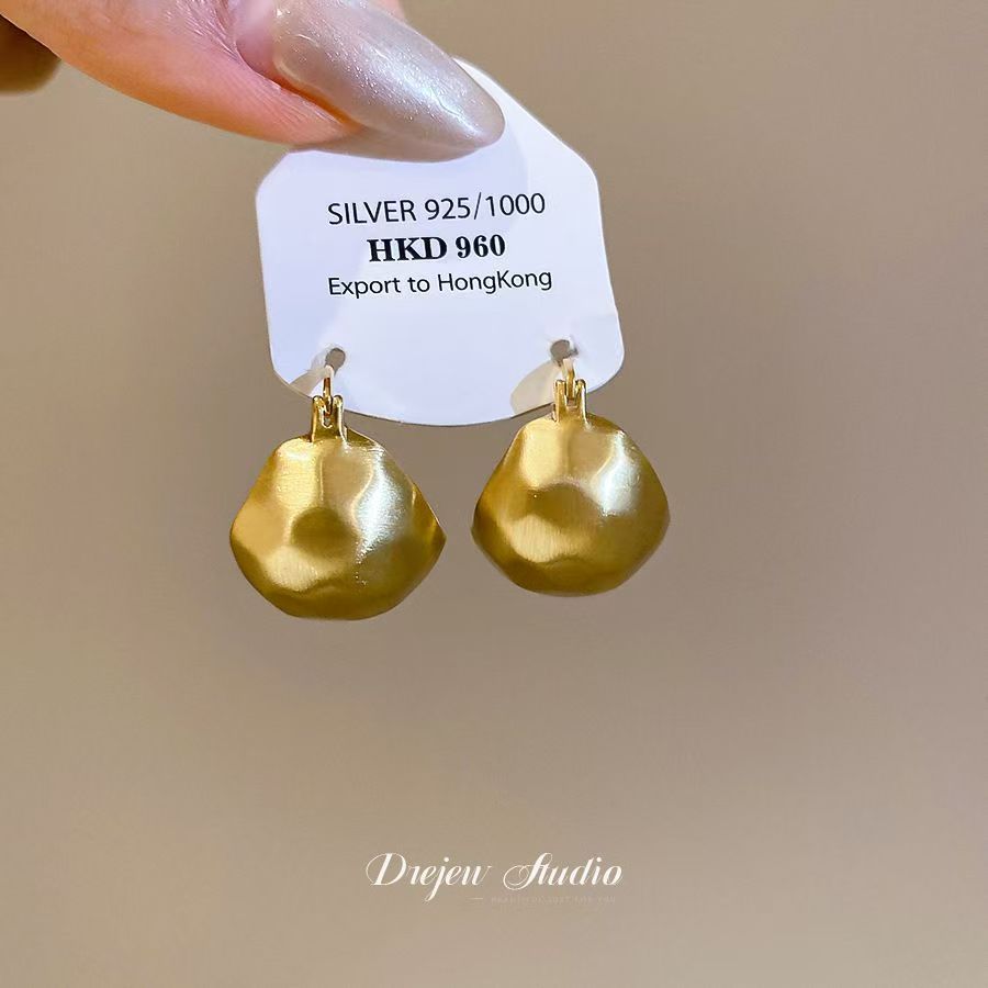 Retro Brushed Metal Half Hoop Earrings, Niche Stylish Ear Cuffs – view 3