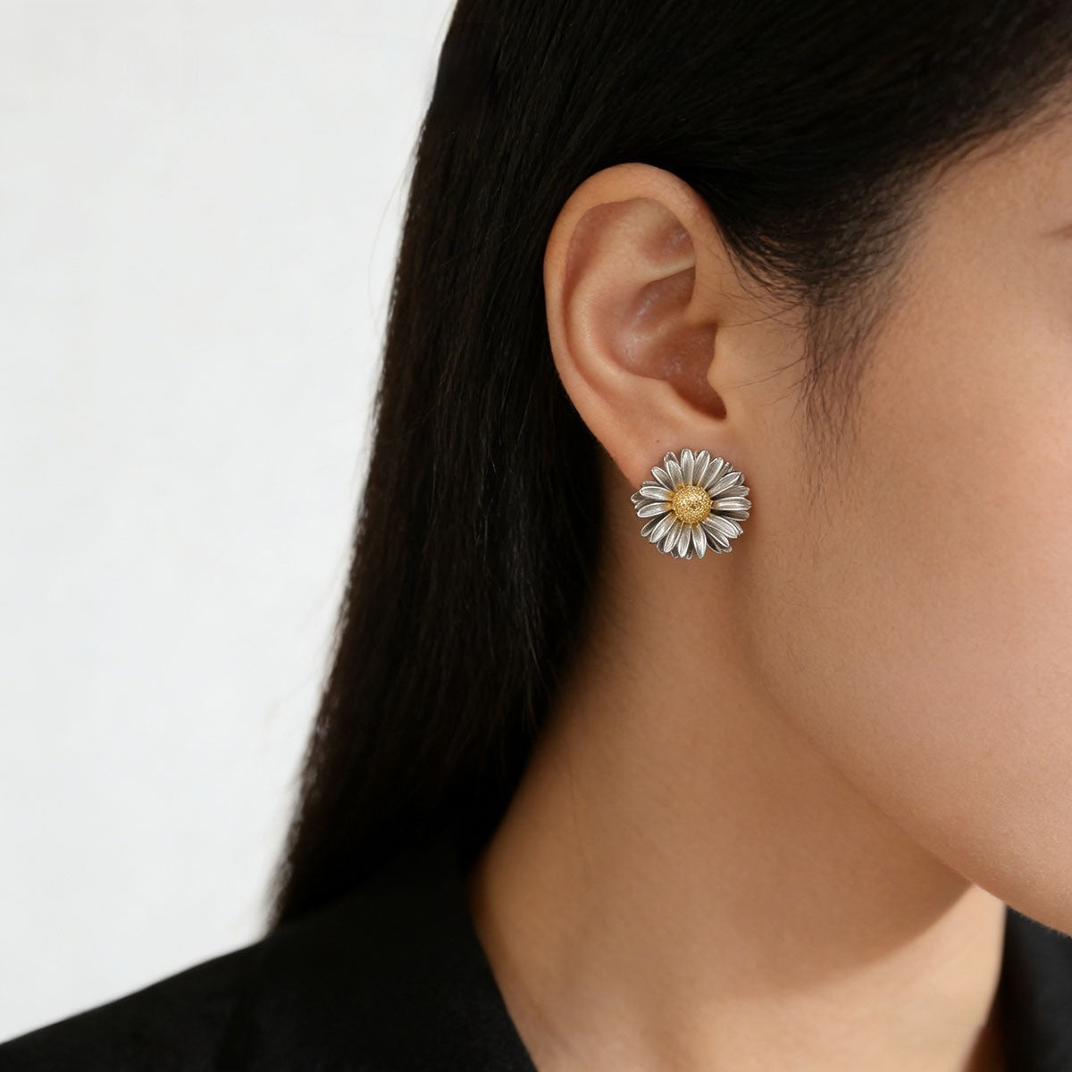 Floral Earrings Elegant And Professional With A High-end Vibe – view 2