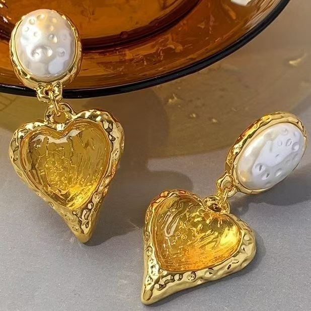Vintage French Heart Drop Earrings – Imitation Pearl – view 4