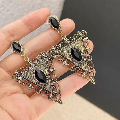 French Retro Black Rhinestone Triangle Dangle Earrings – view 3