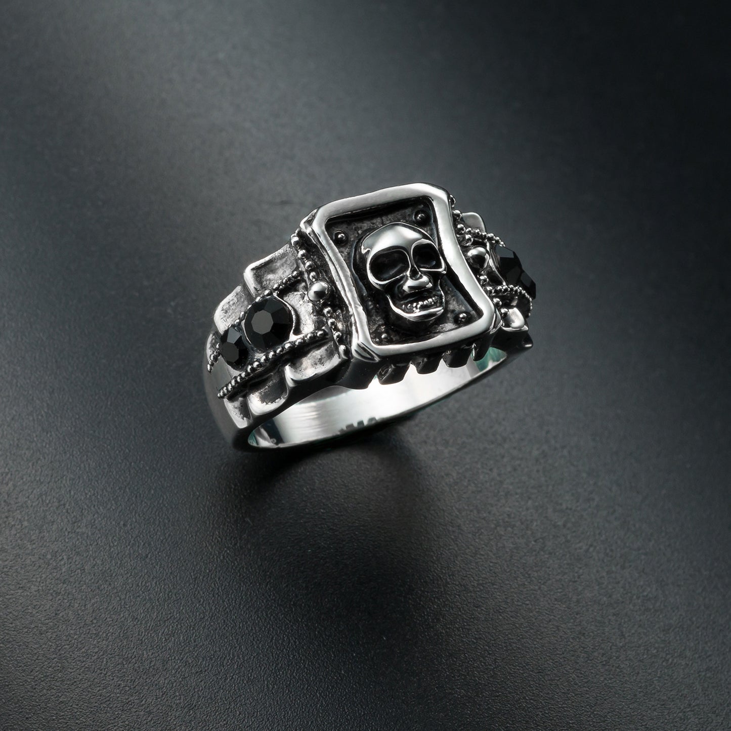 SKULL PUNK STAINLESS STEEL RING – view 4