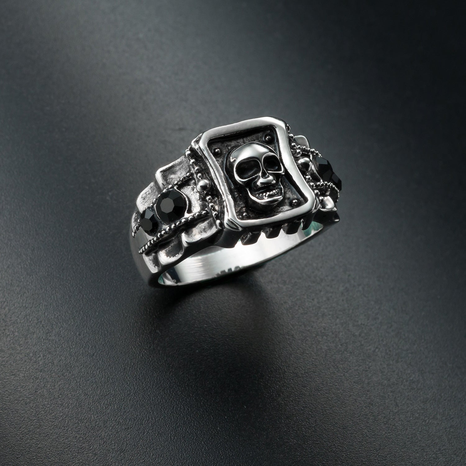 SKULL PUNK STAINLESS STEEL RING – view 4