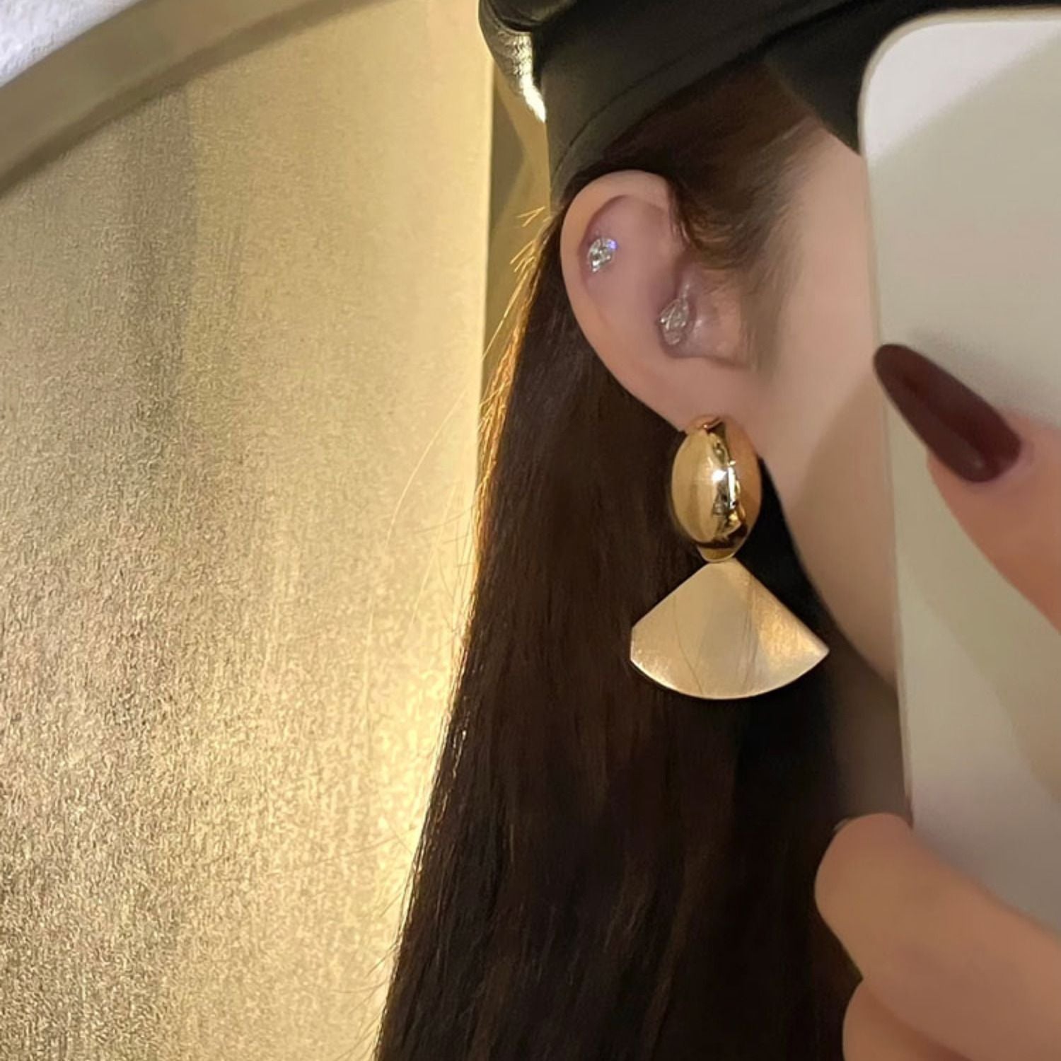 Bold Geometric Metal Earrings, Retro Matte Niche Luxury Jewelry – view 9