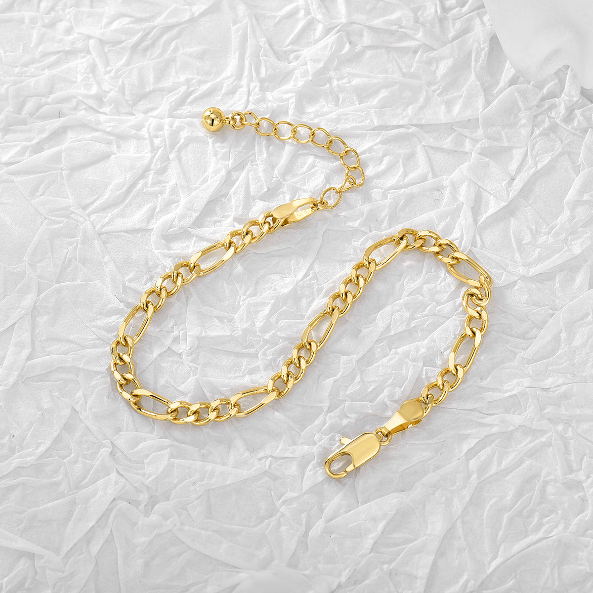 Fashionable And Casual Brass-plated Bracelet For Women – view 3