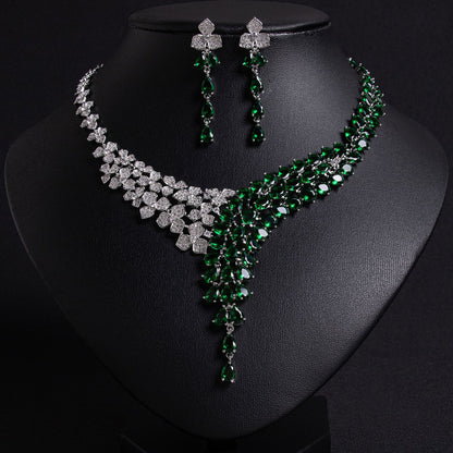 Coloured statement necklace and matching earrings set — supplier detail view 3