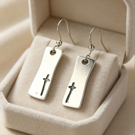 Fashionable Minimalist-style Womens Earrings