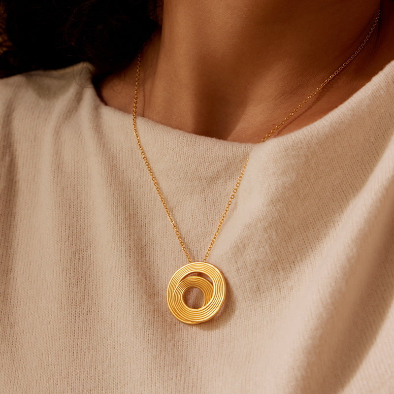Circular Gold Pendant Necklace – Minimalist Designer Style – view 4