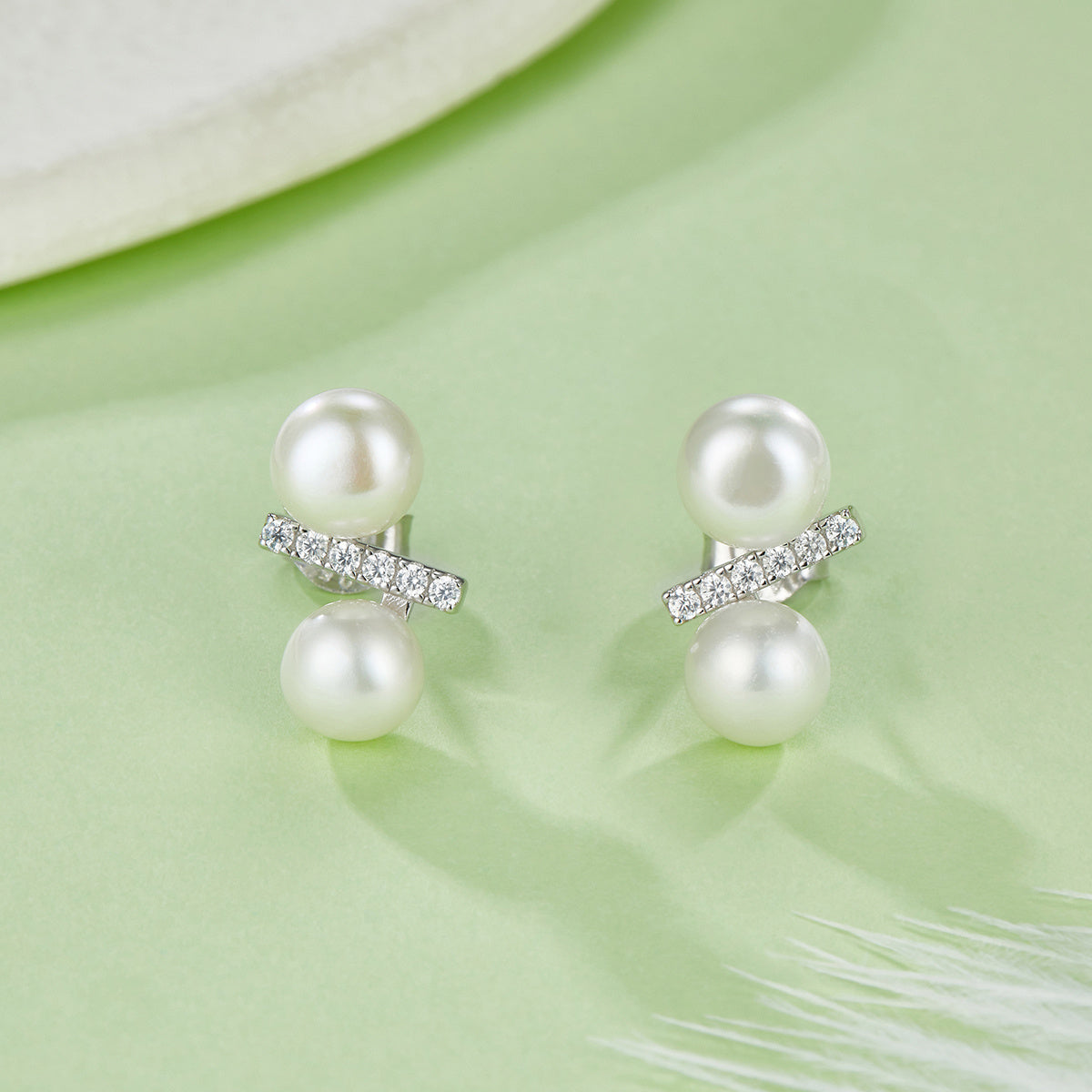Freshwater Pearl Bar Stud Earrings – S925 Platinum Plated – view 4