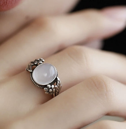 White Moonlight Flower Ring – Chinese Style – view 4