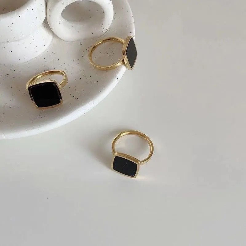 Square Black Ring – 18K Gold Titanium Steel, Unisex – view 6