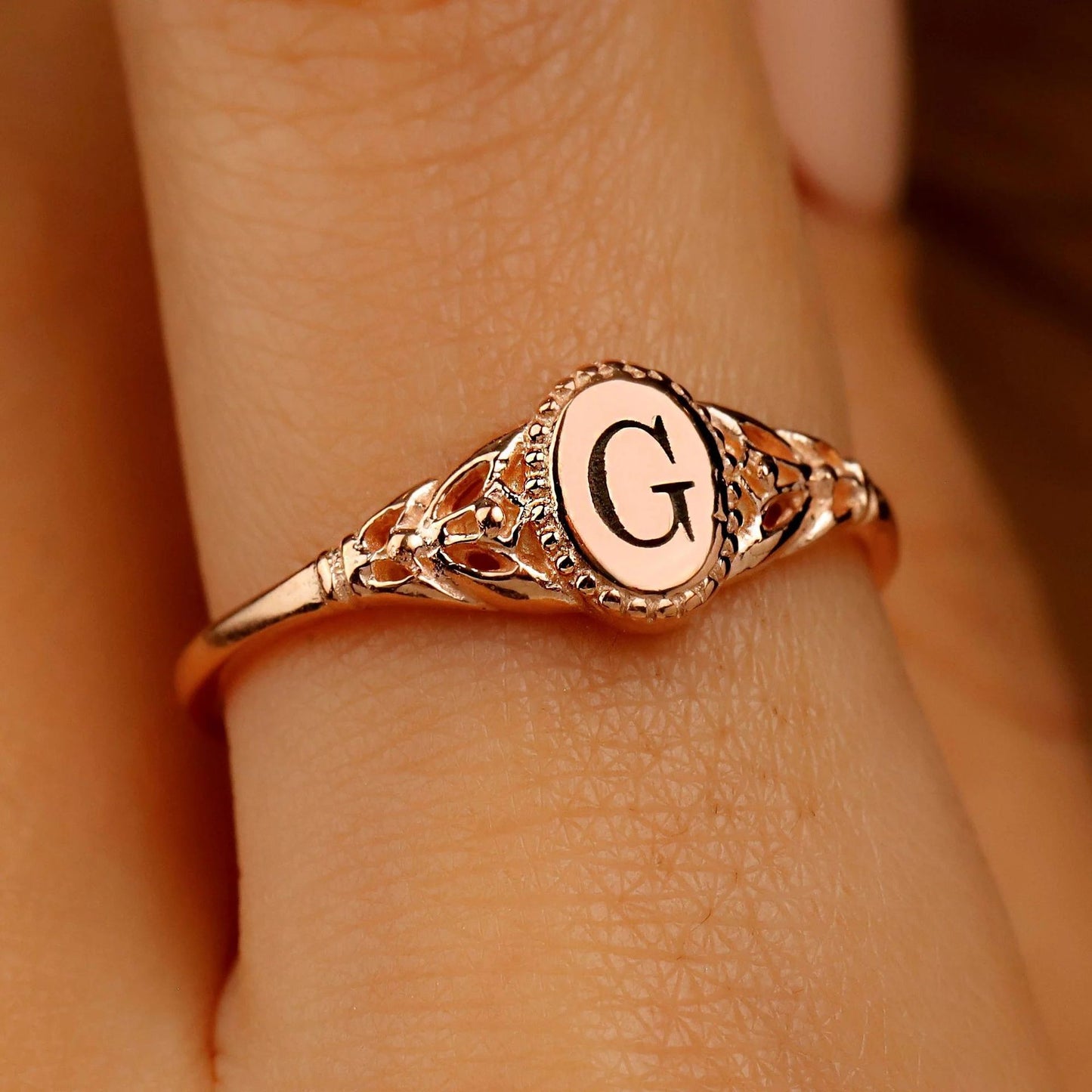 Personalization Of Ring Initials Lettering – view 3